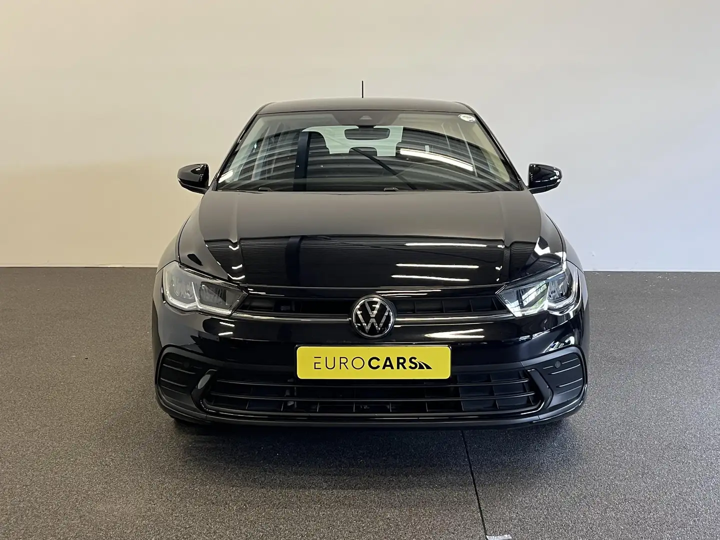 Volkswagen Polo 1.0 TSI Life Business Airco ECC Navi Carplay Adapt Schwarz - 2