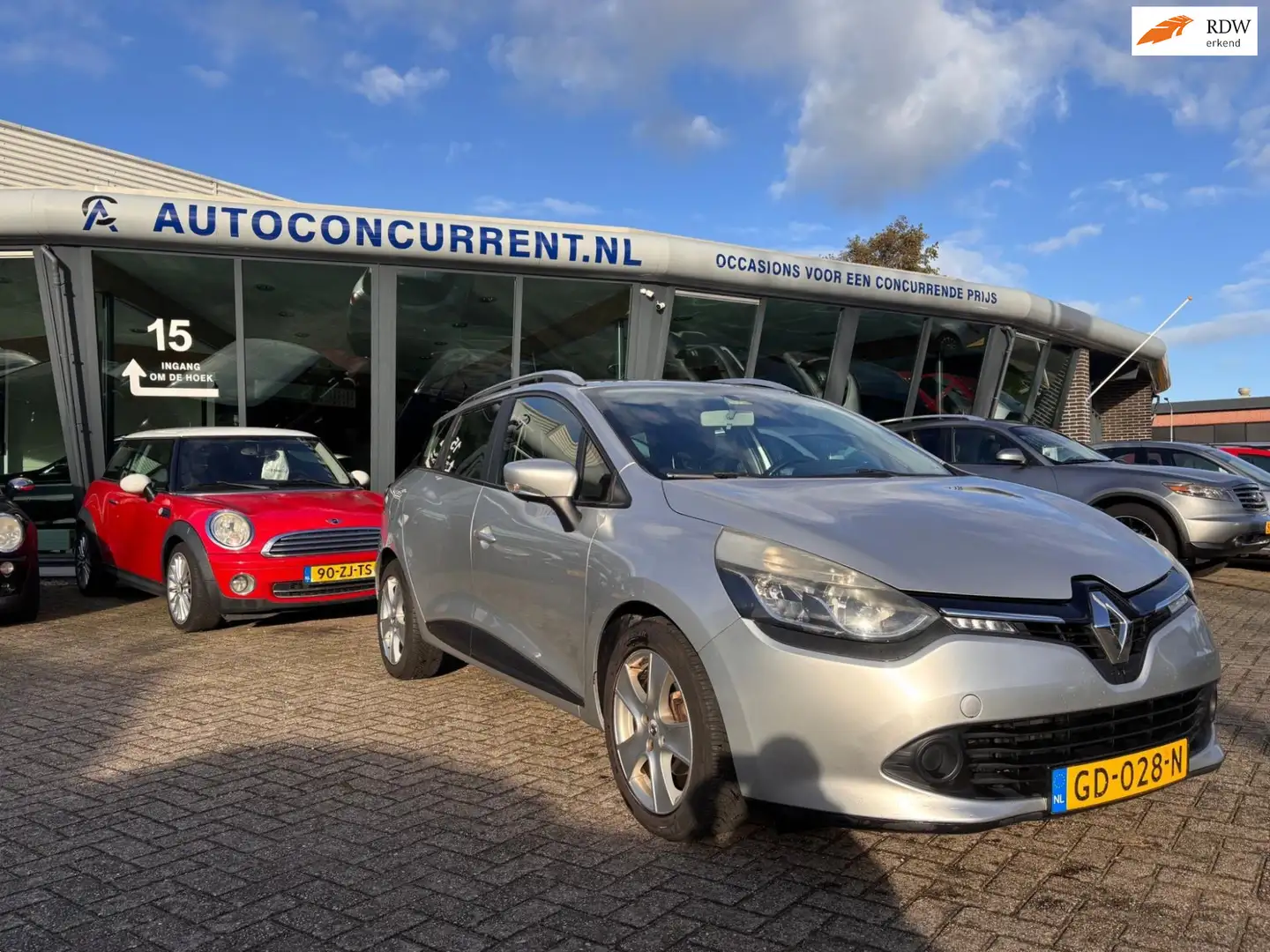 Renault Clio Estate 0.9 TCe Dynamique, Navi, Cruise, Airco, Inr Grijs - 1