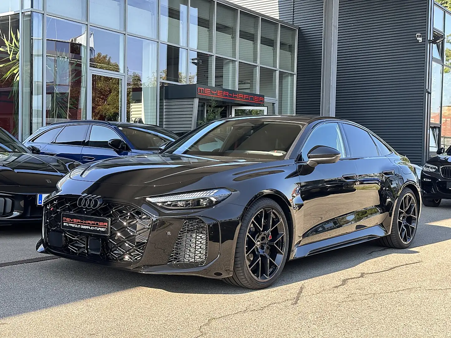 Audi RS5 Limo PHEV quattro Tiptronic Schwarz - 1