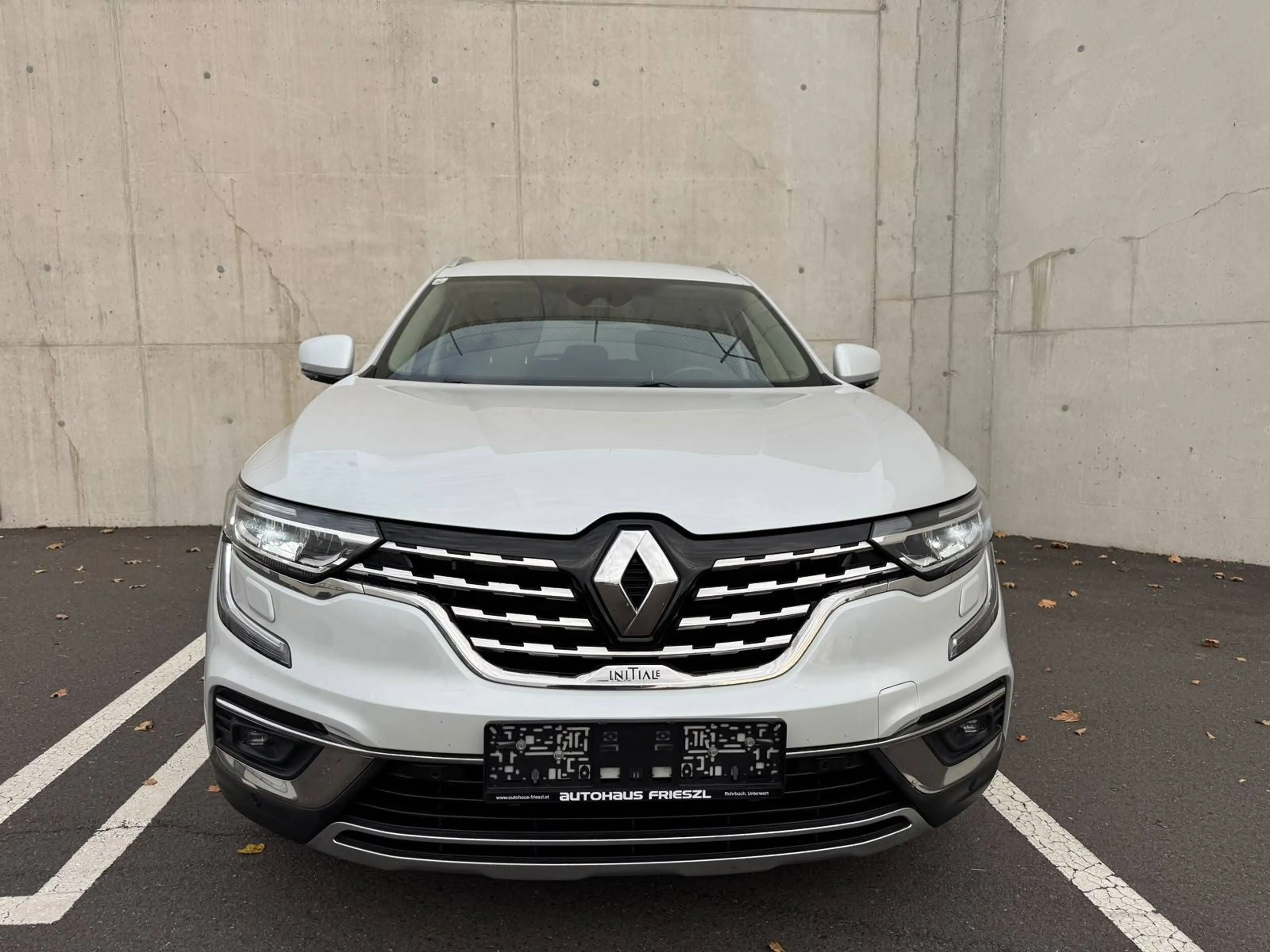 Renault Koleos Initiale Paris 4x4 *AHK*Erstbesitz*Totwinkelas.*ACC*Rückfahrkamera*Sitzheizung*Sitzbelüftung — photo 2