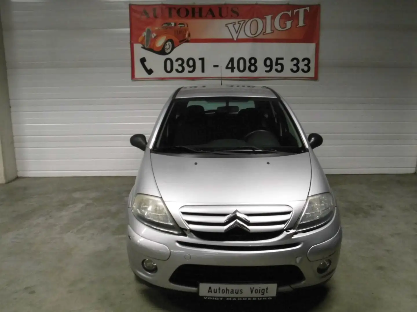 Citroen C3 1.4 Confort Grijs - 1