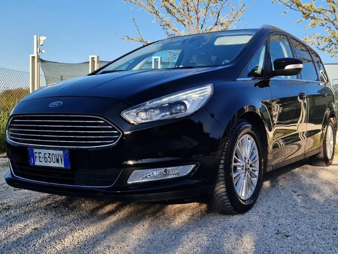 Ford Galaxy 2.0 tdci Titanium s&s 180cv powershift Nero - 1