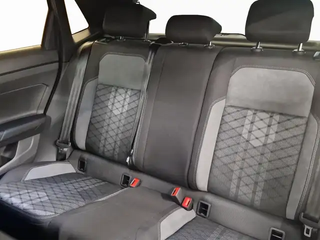 Volkswagen Polo view 15