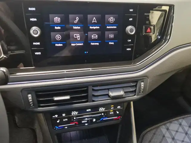Volkswagen Polo view 13