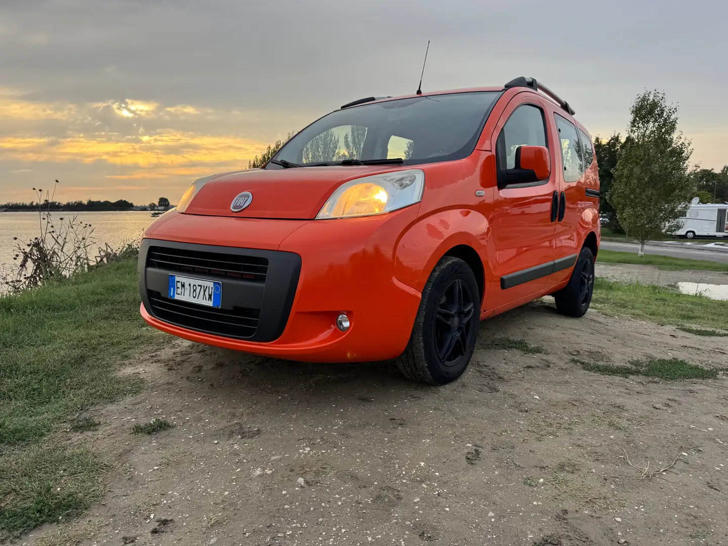 Fiat Qubo 1300 multijet narančasta - 1