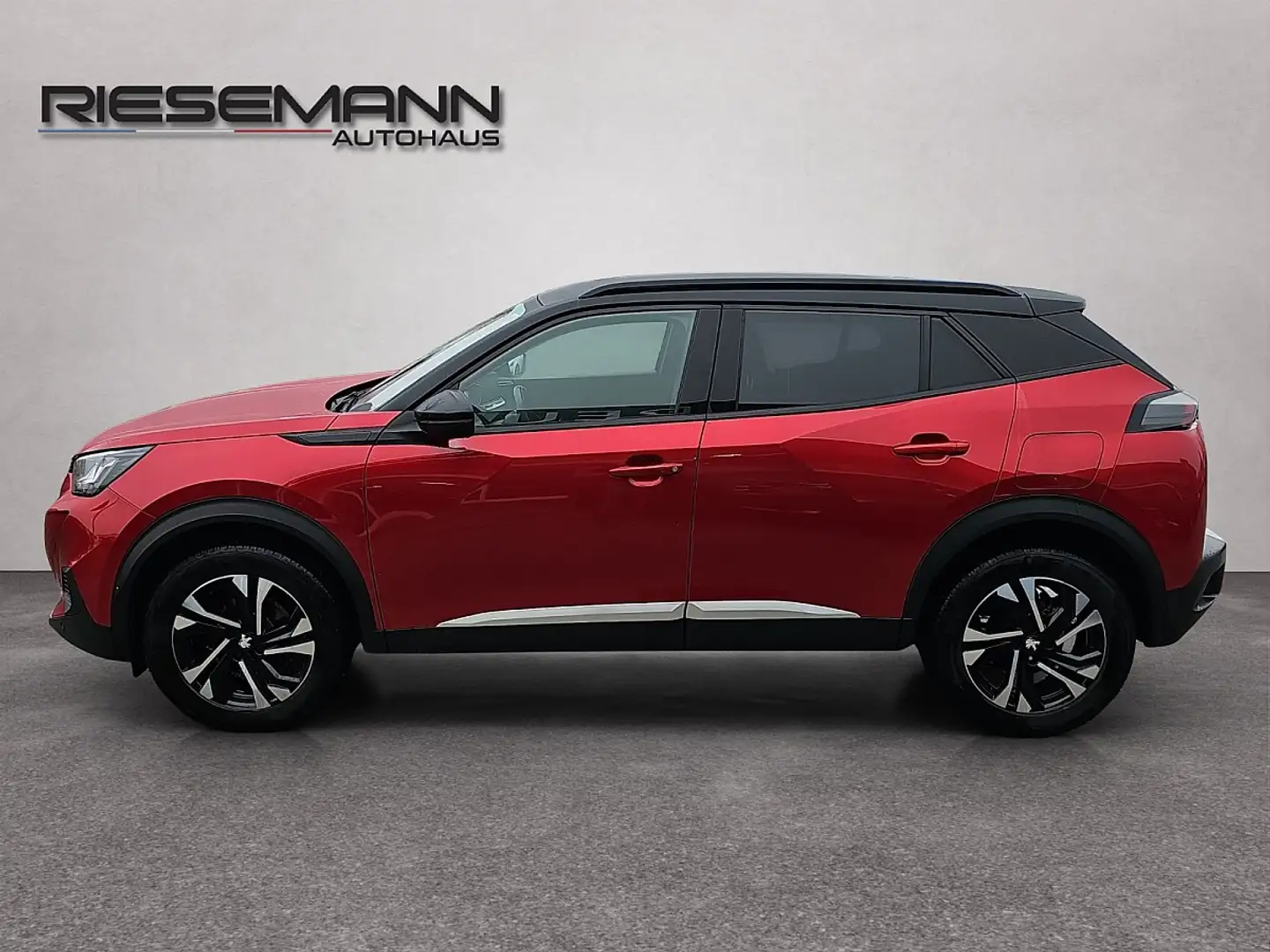 Peugeot 2008 PureTech 130 S&S Allure 6-Gang-Manuell Rot - 2