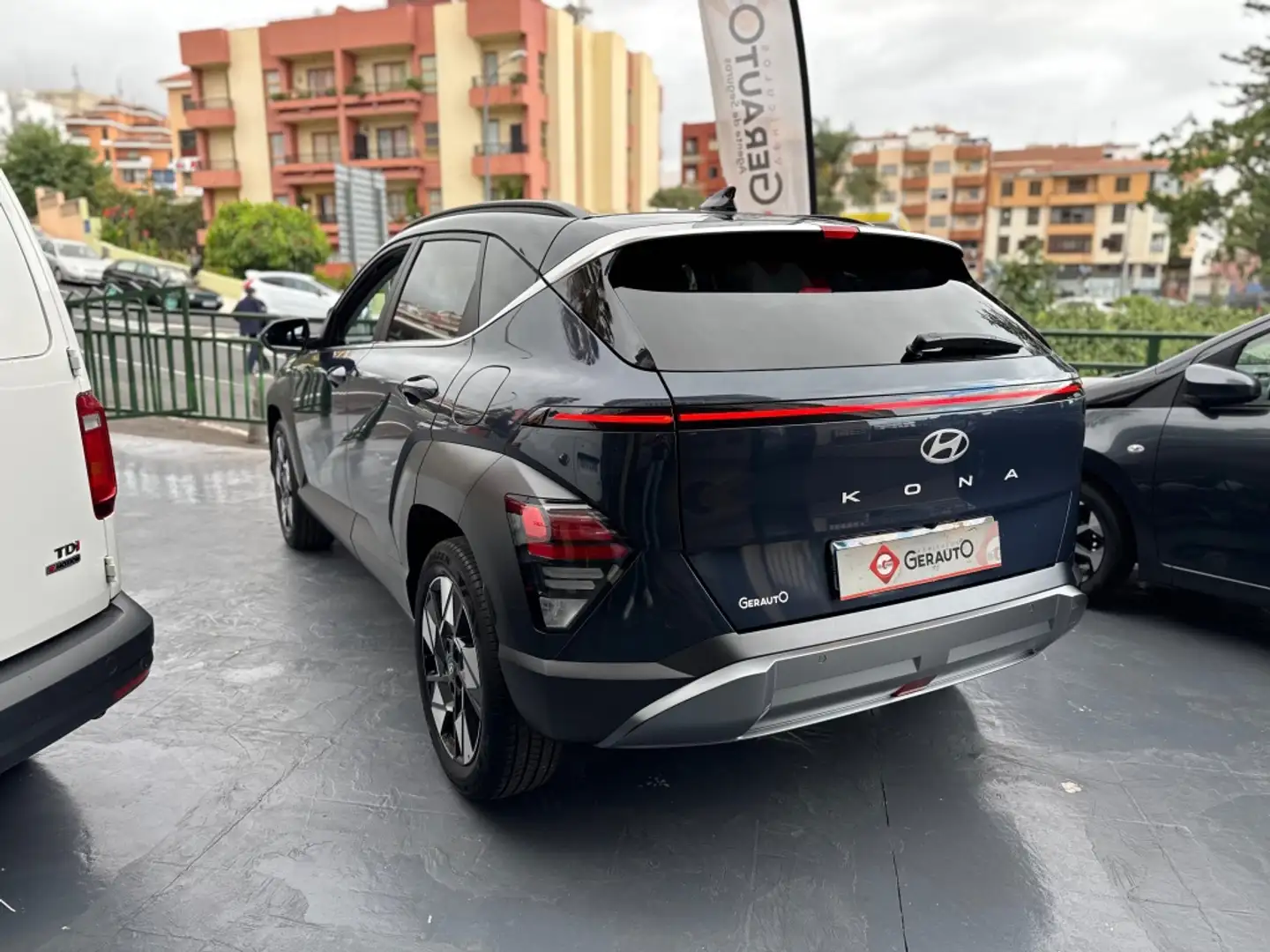 Hyundai KONA 1.0 TGDI 48V Tecno 4x2 Azul - 2