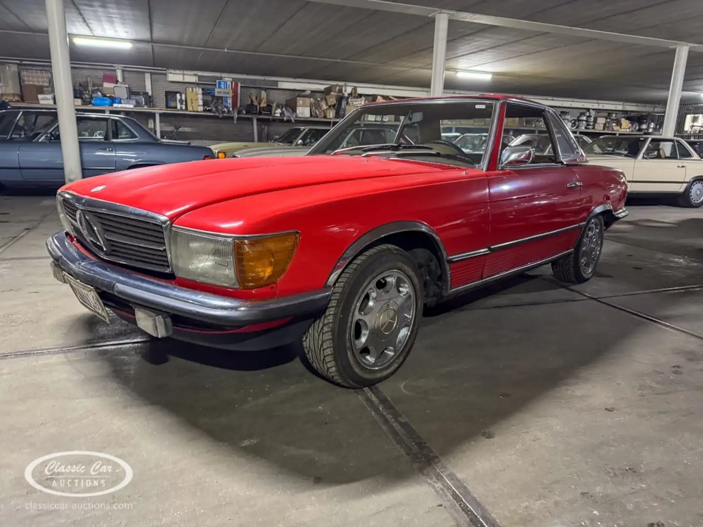 Mercedes-Benz - ONLINE AUCTION Roşu - 1