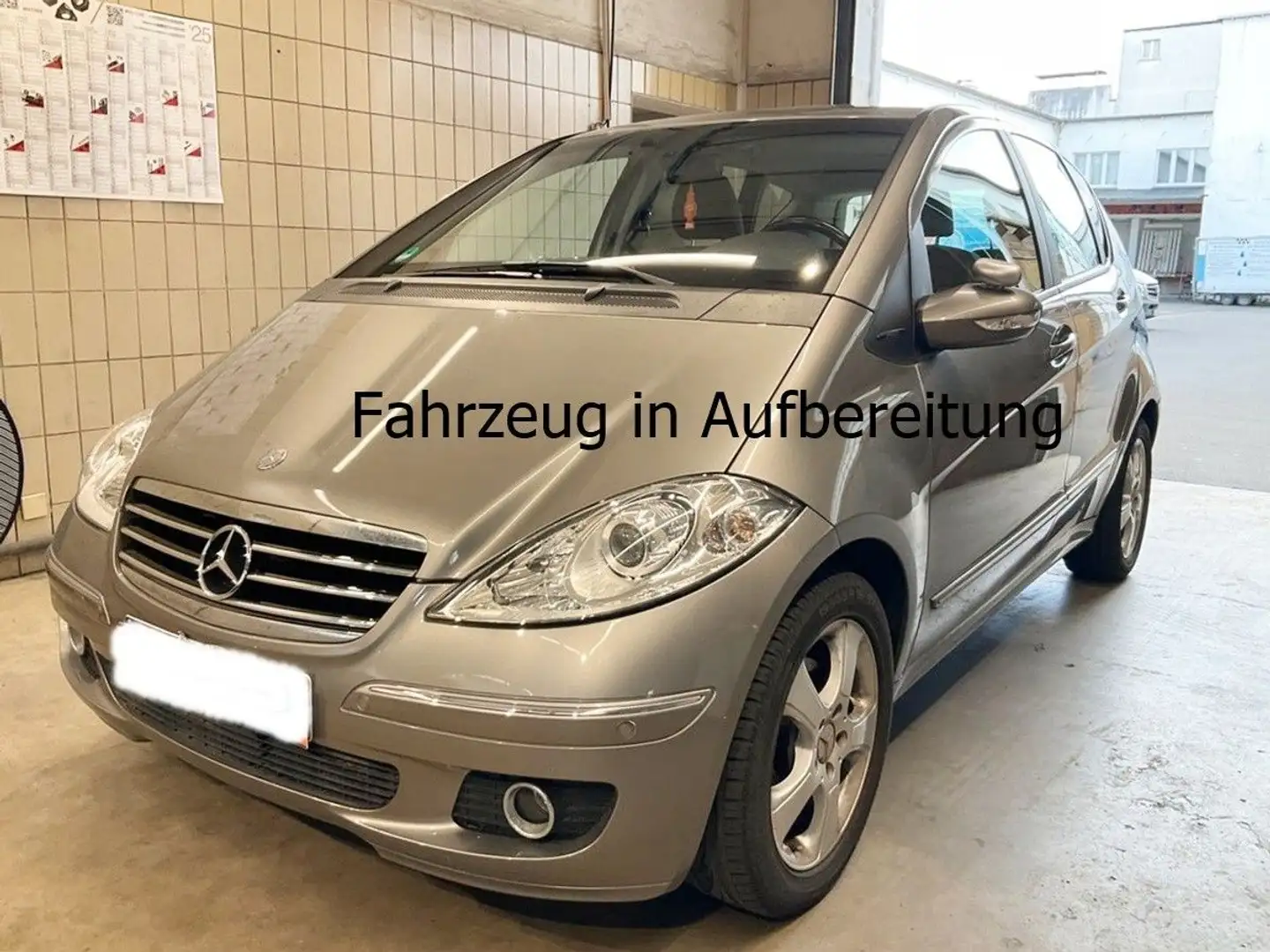Mercedes-Benz A 200 Automatik AVANTGARDE Leder Sitzheiz Einpar Grau - 1
