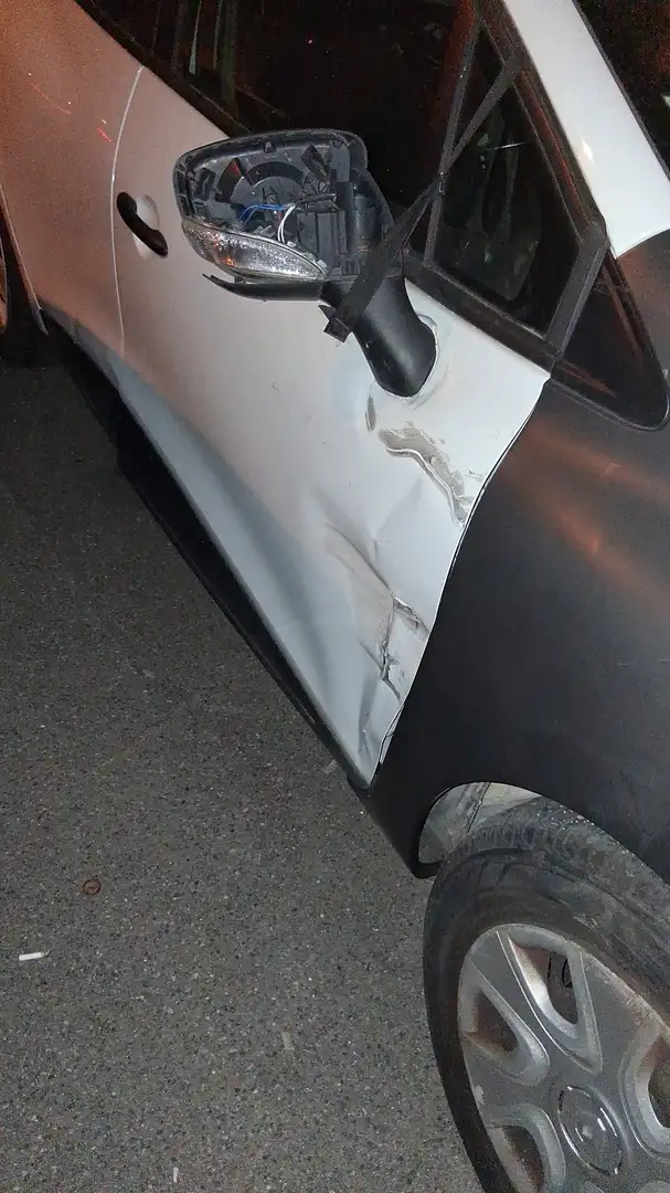 Renault Clio Clio IV dCi 90 eco2 Business Blanc - 2