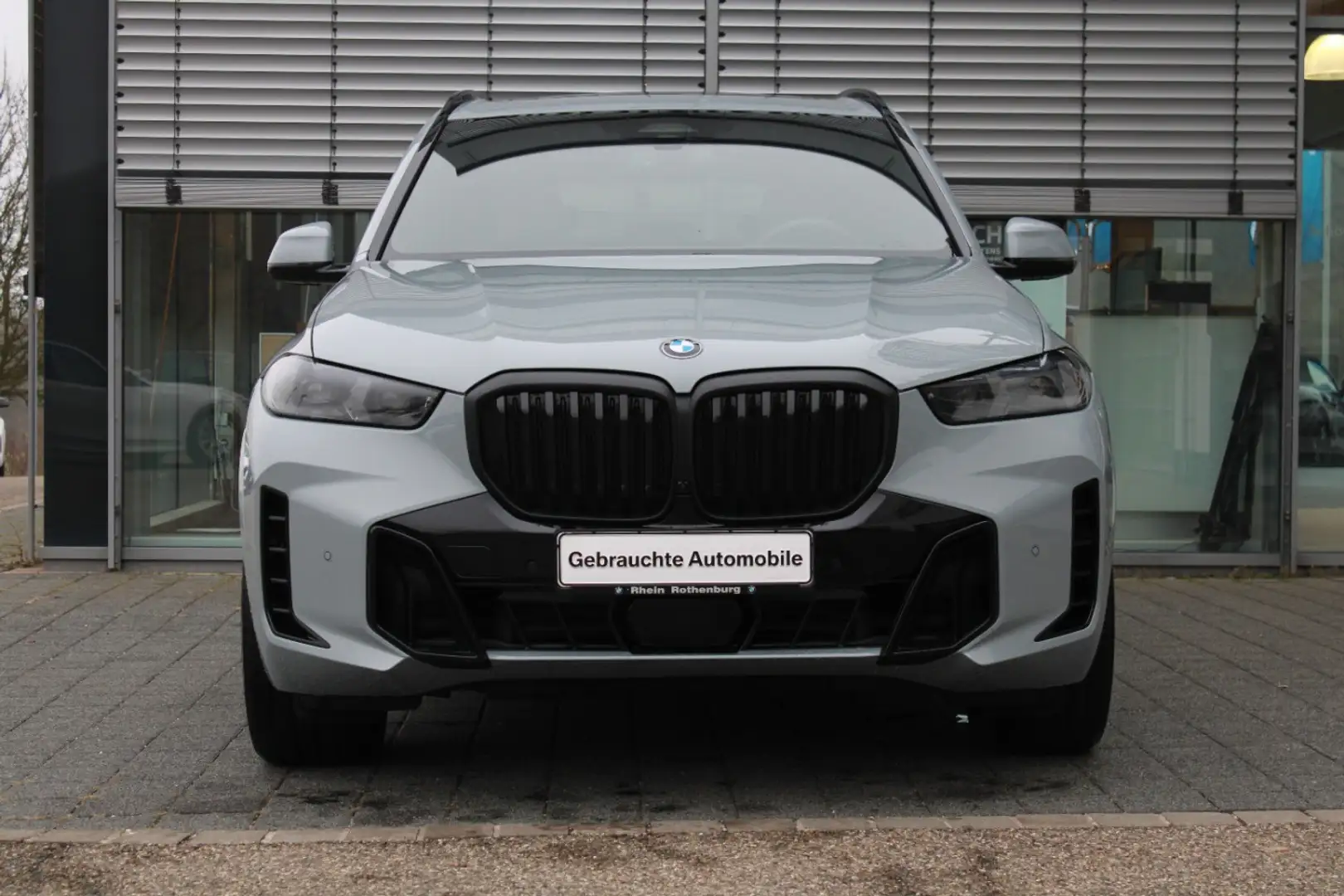 BMW X5 xDrive30d M Sport pro 7-Sitzer Pano AHK Inno Grau - 2