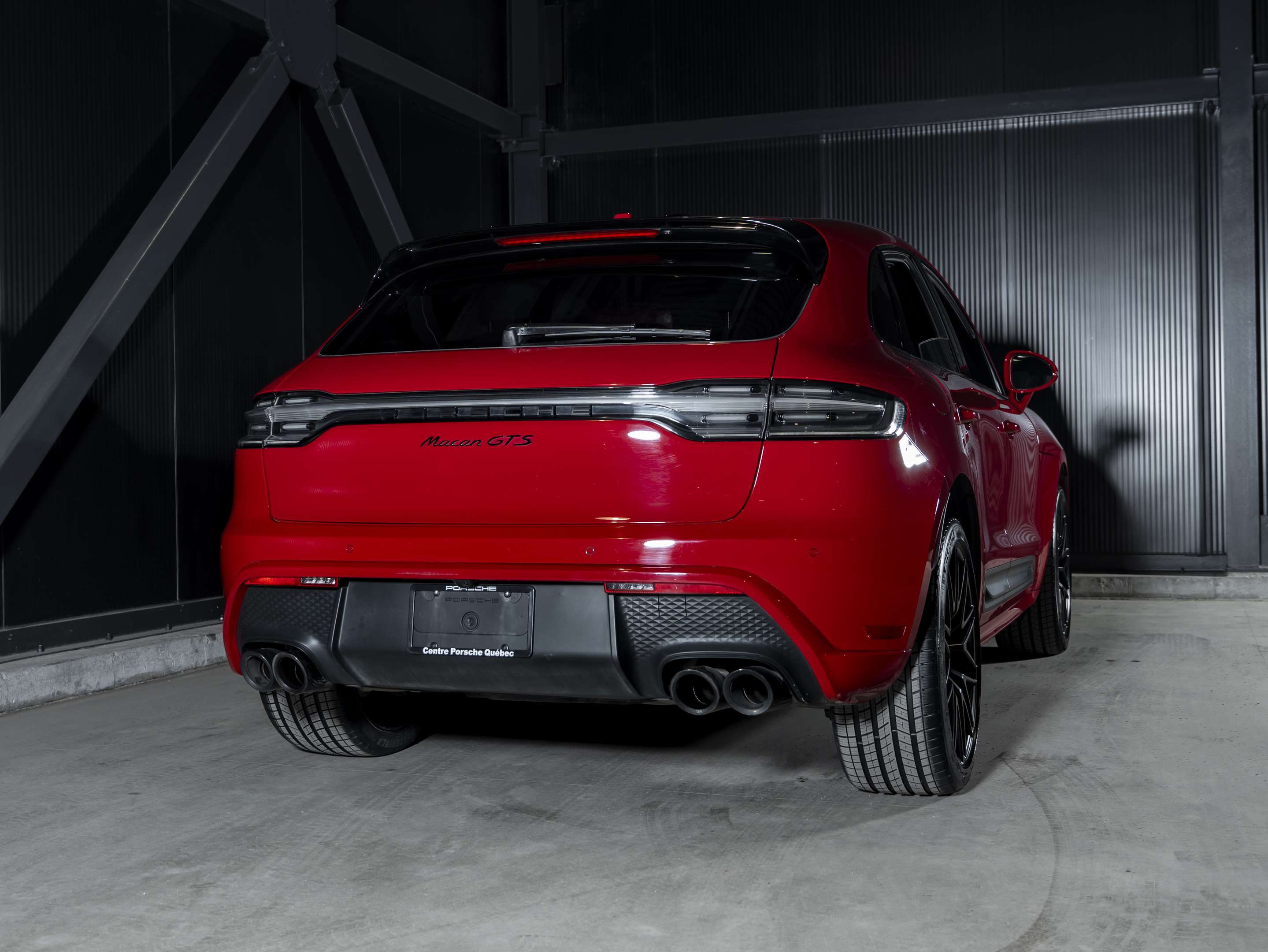 2022 Porsche Macan 2022 Macan GTS - Certifié Porsche Approved alt 3