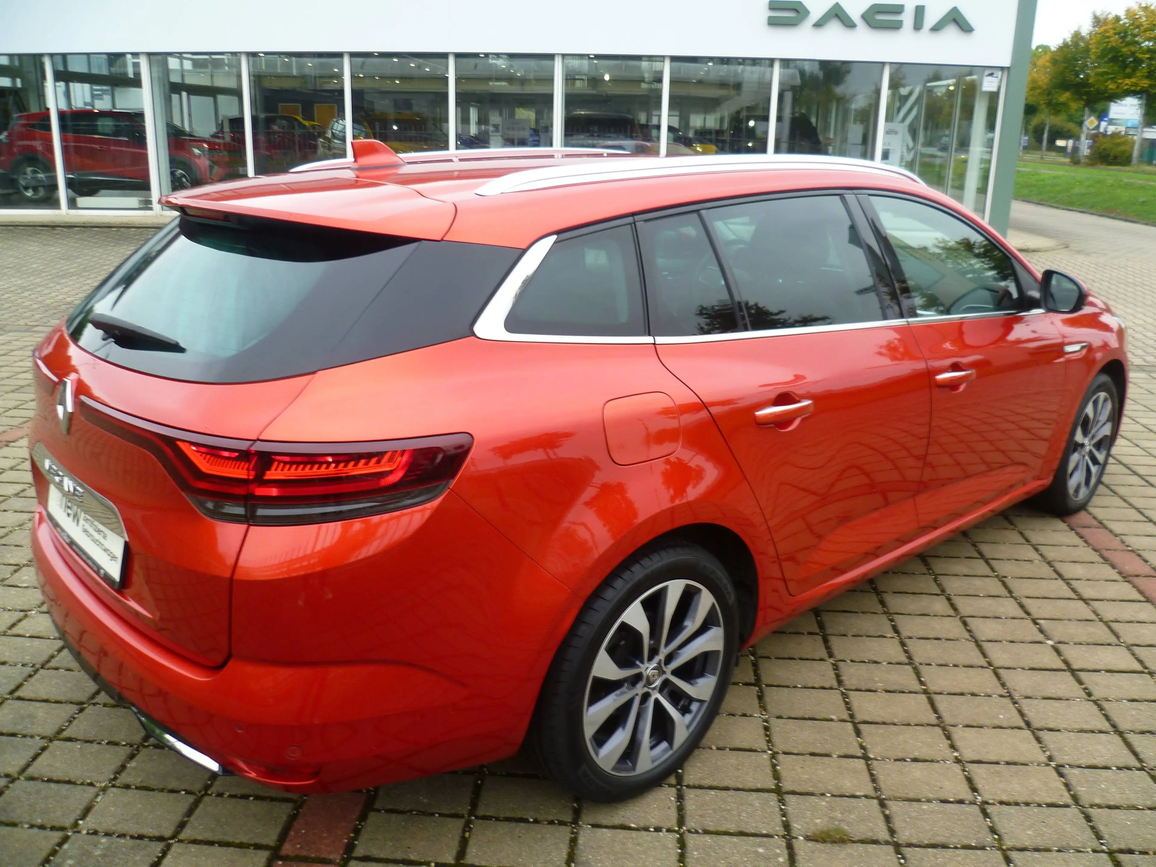 Renault Megane Grandtour TCe 140 GPF INTENS — photo 5