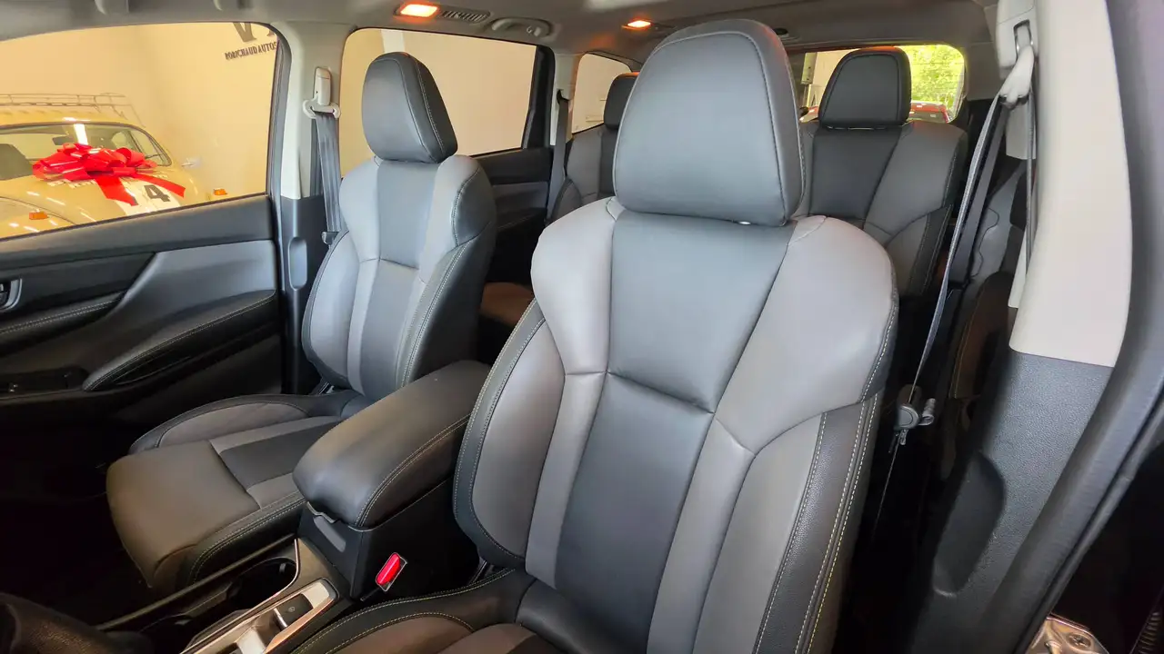 Subaru Ascent photo Subaru Ascent