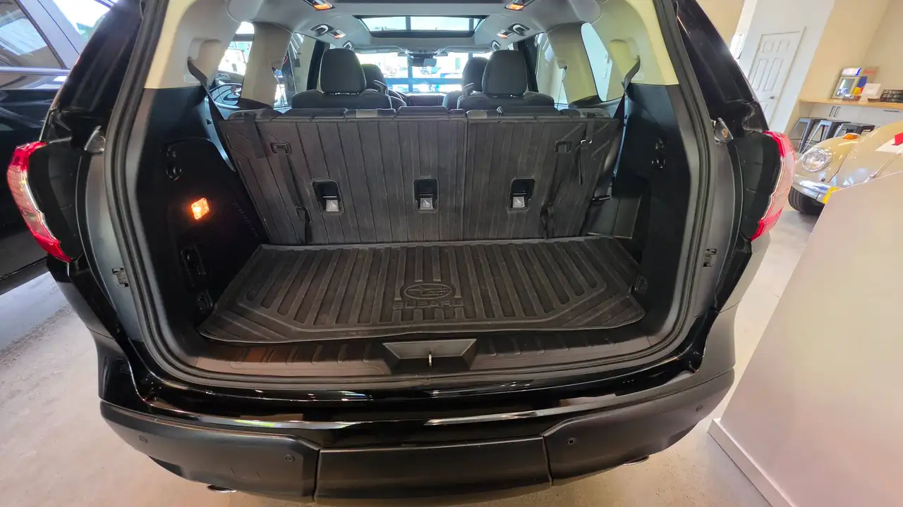 Subaru Ascent photo Subaru Ascent