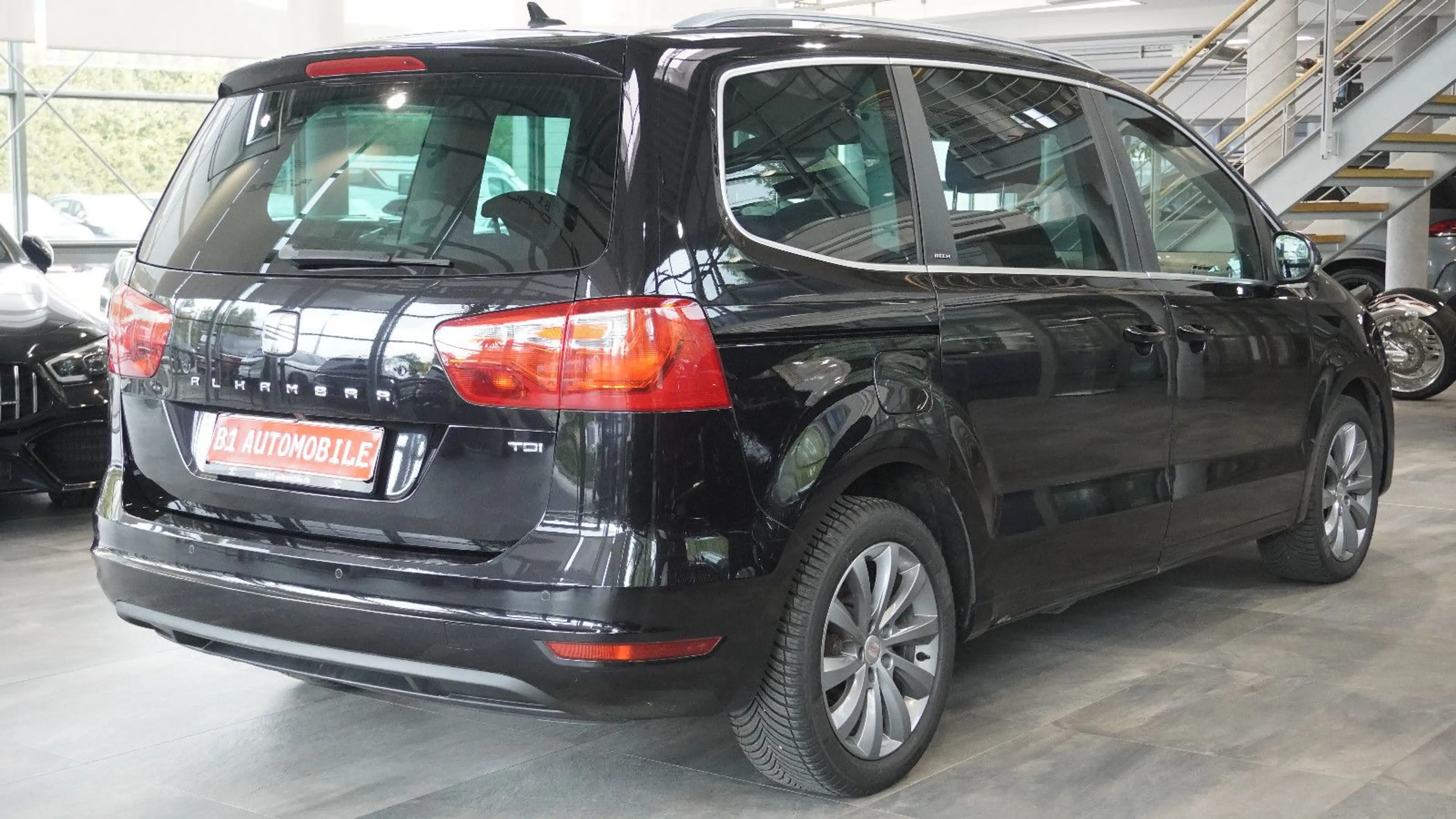SEAT Alhambra I-Tech*AHK*KAM*NAVI*DAB*7-SITZ — photo 5