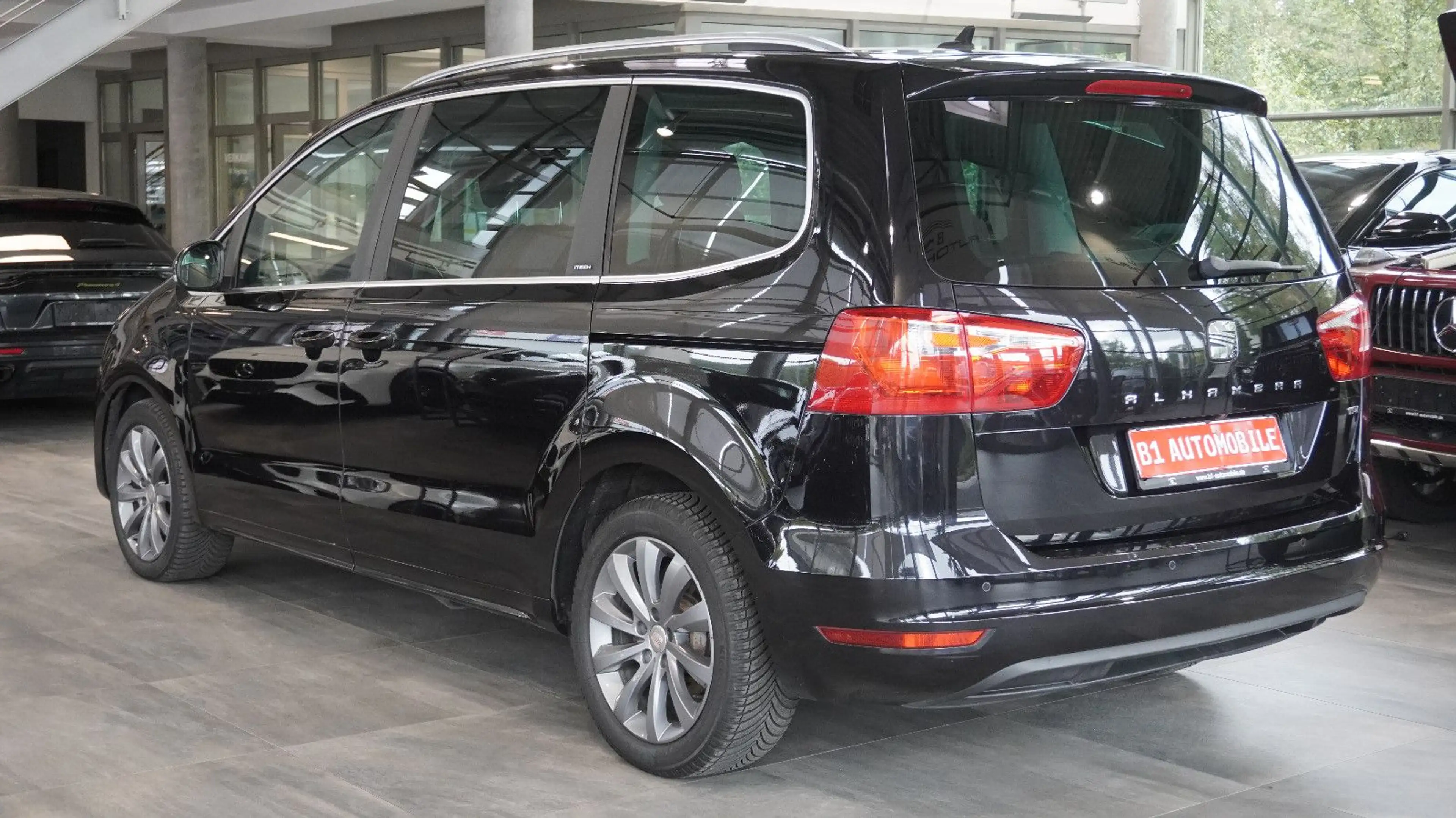 SEAT Alhambra I-Tech*AHK*KAM*NAVI*DAB*7-SITZ — photo 6