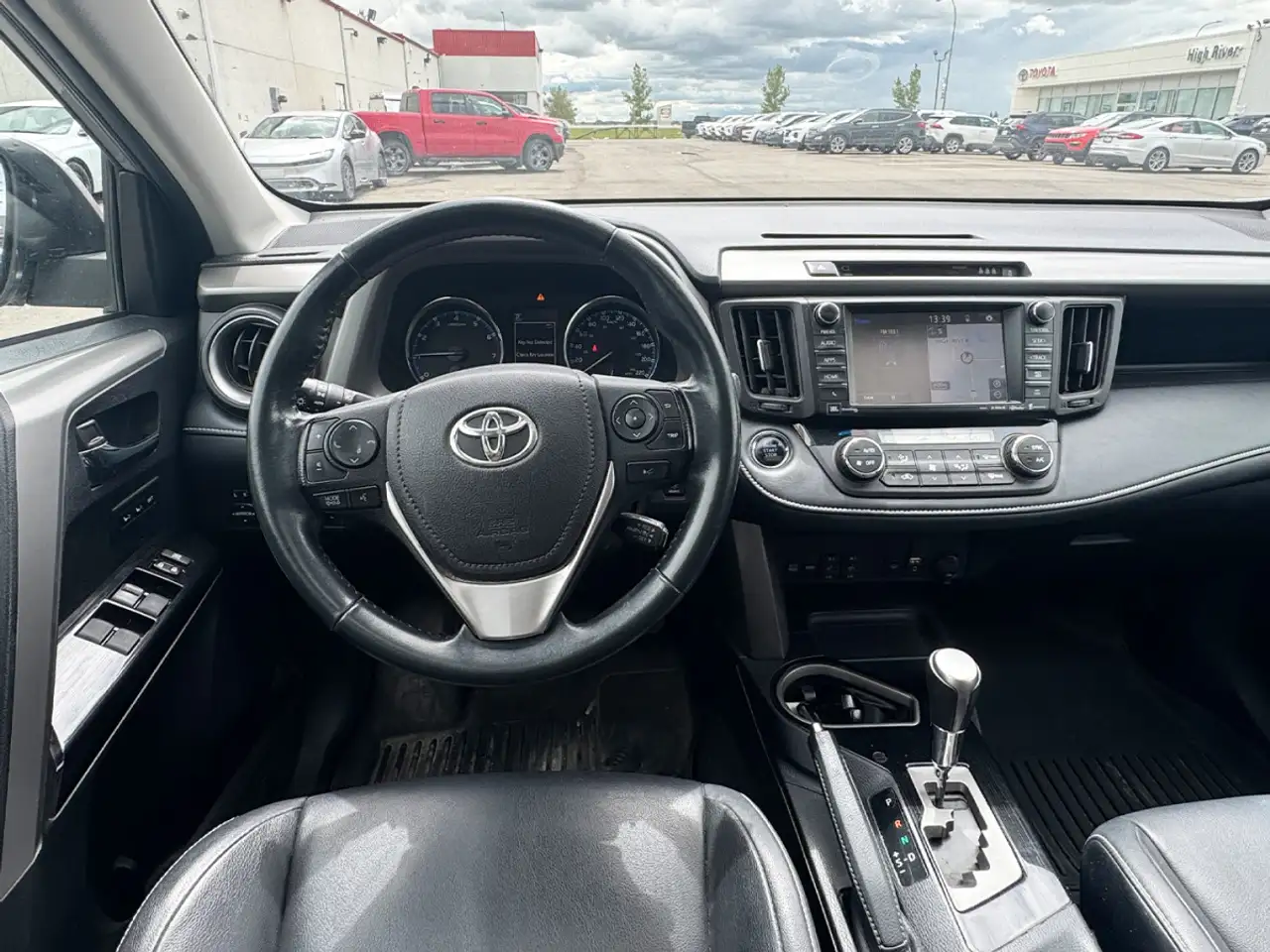 Toyota RAV 4 photo Toyota RAV 4