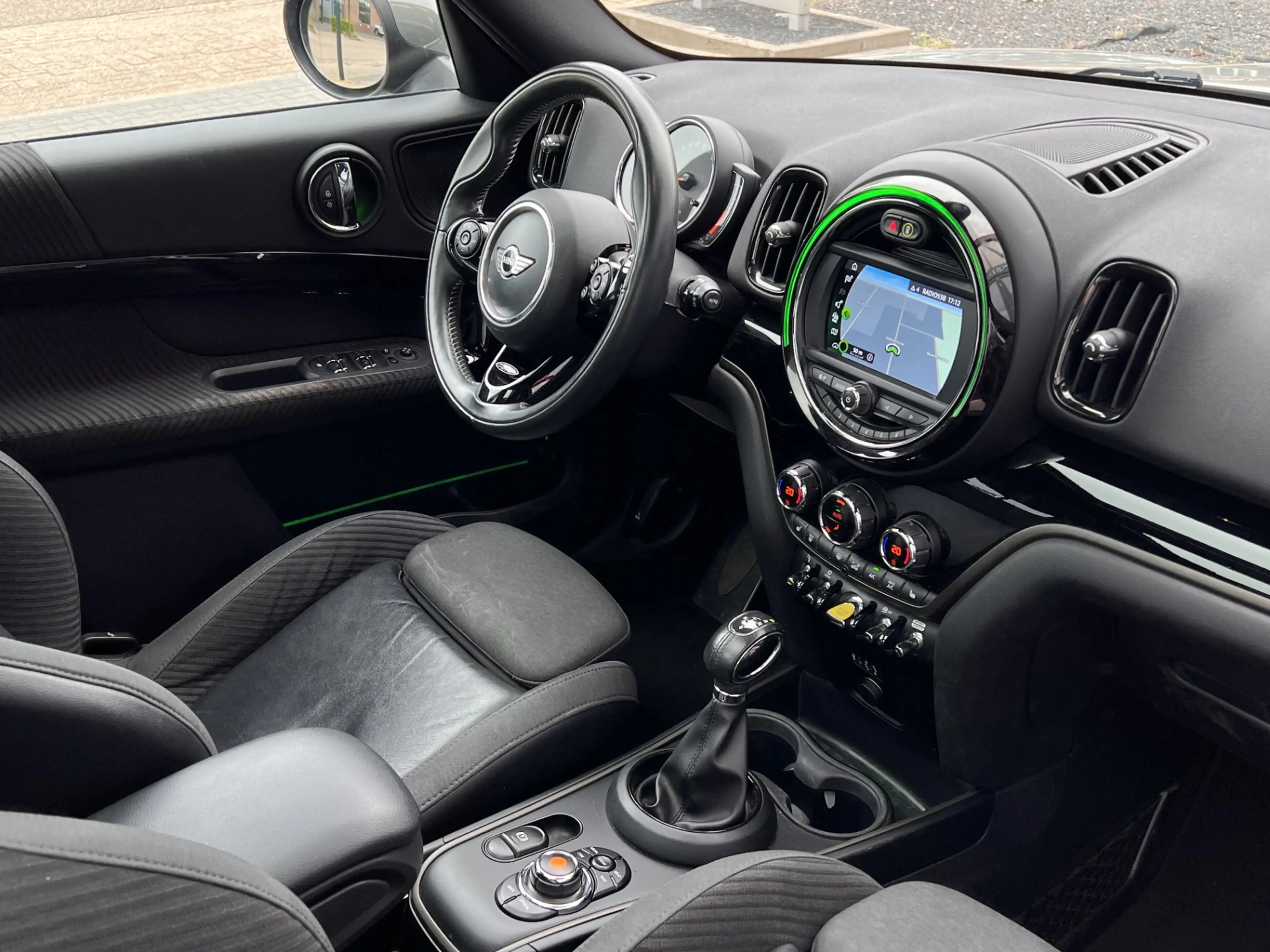 MINI Cooper SE Countryman 1.5 ALL4 Chili PANO / LED / KEYLESS — photo 12