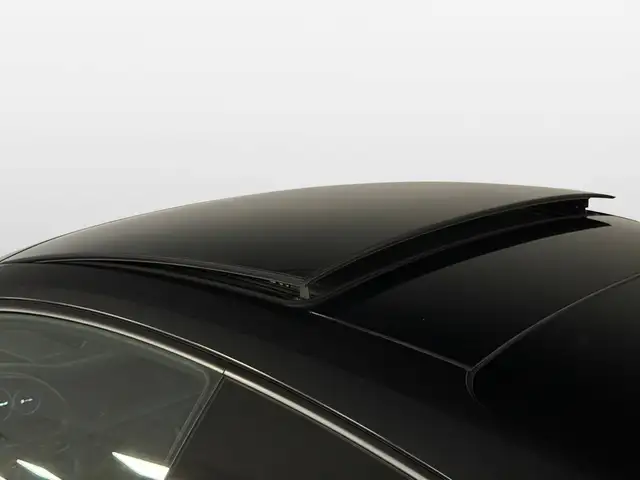 Porsche 911 view 15