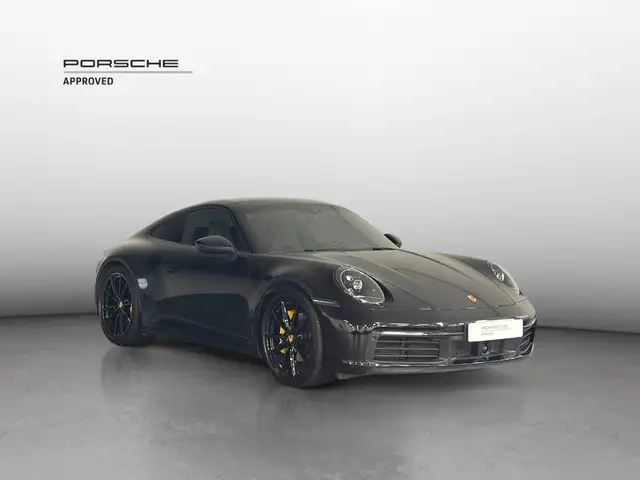 Porsche 911 view 7