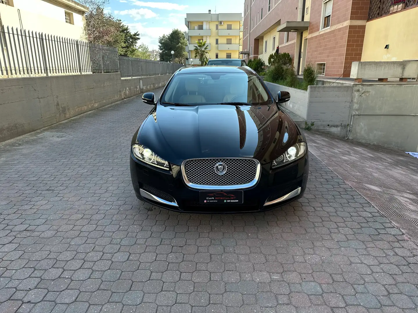 Jaguar XF 2.2d Sportbrake Luxury-2016-TUTTI TAGLIANDI JAGUAR Černá - 2