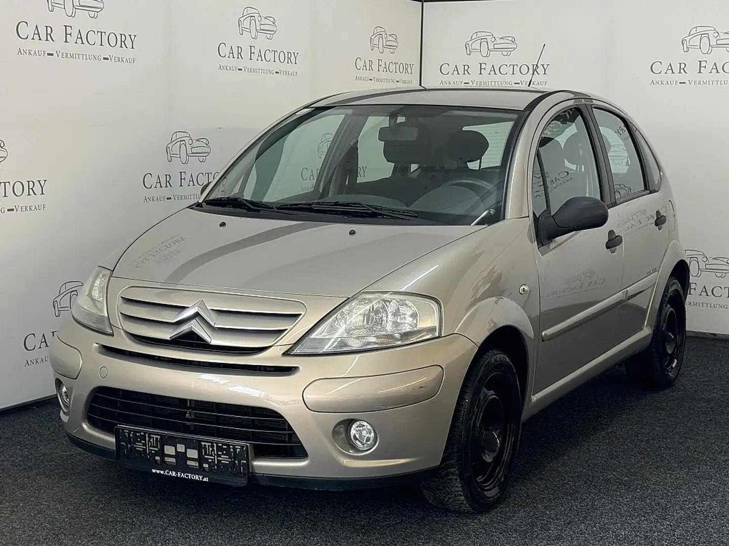 Citroen C3 1,4 16V SensoDrive Stop & Start Automatik Silber - 1