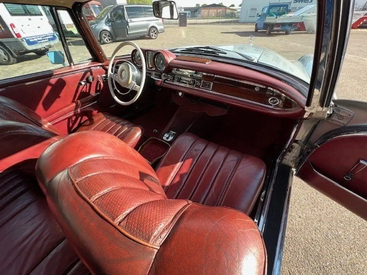 Mercedes-Benz 280 SE - W111, foto 9