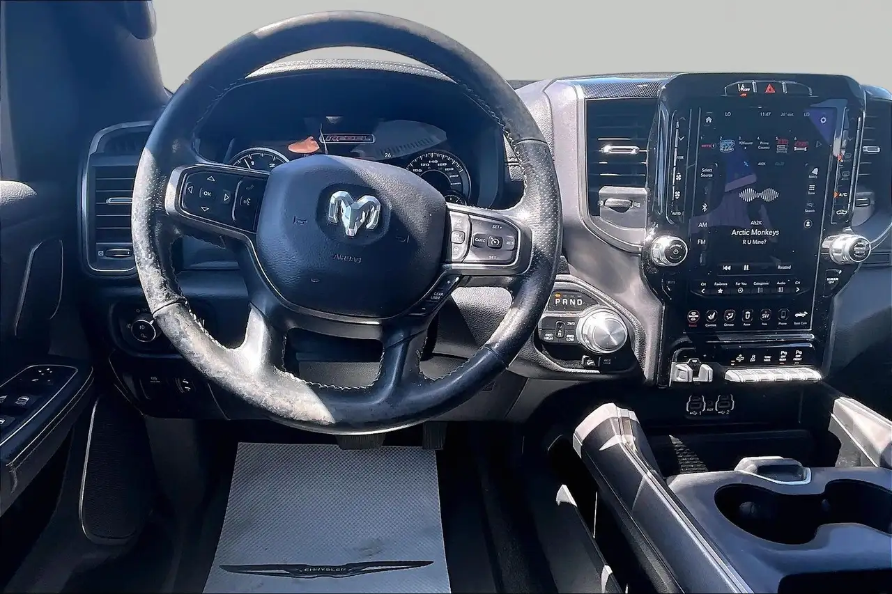 RAM 1500 снимка RAM 1500