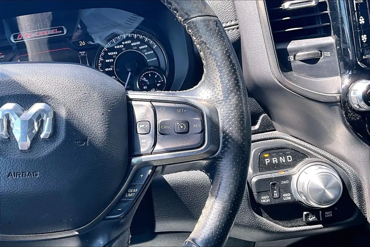 RAM 1500 снимка RAM 1500