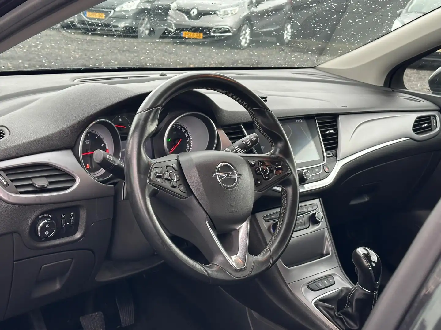 Opel Astra Sports Tourer 1.4 Edition/NAVI/PARK PILOT/NW APK Zwart - 2