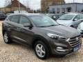 Hyundai TUCSON 1.6T Aut./4x4/Navi/Kamera/LED/wenig km! Gris - thumbnail 3