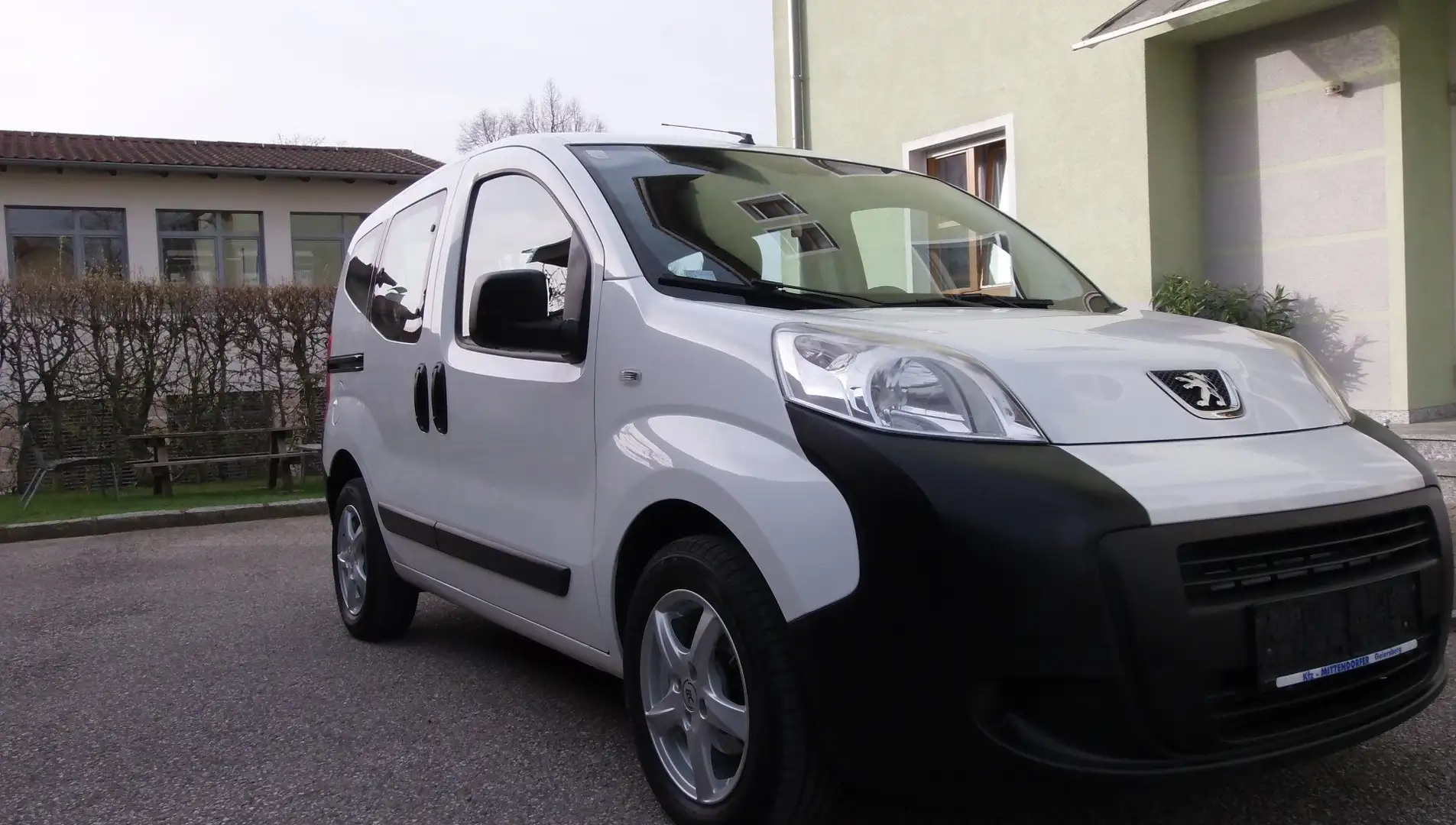 Peugeot Bipper 1,3+HDi+75+FAP Weiß - 2