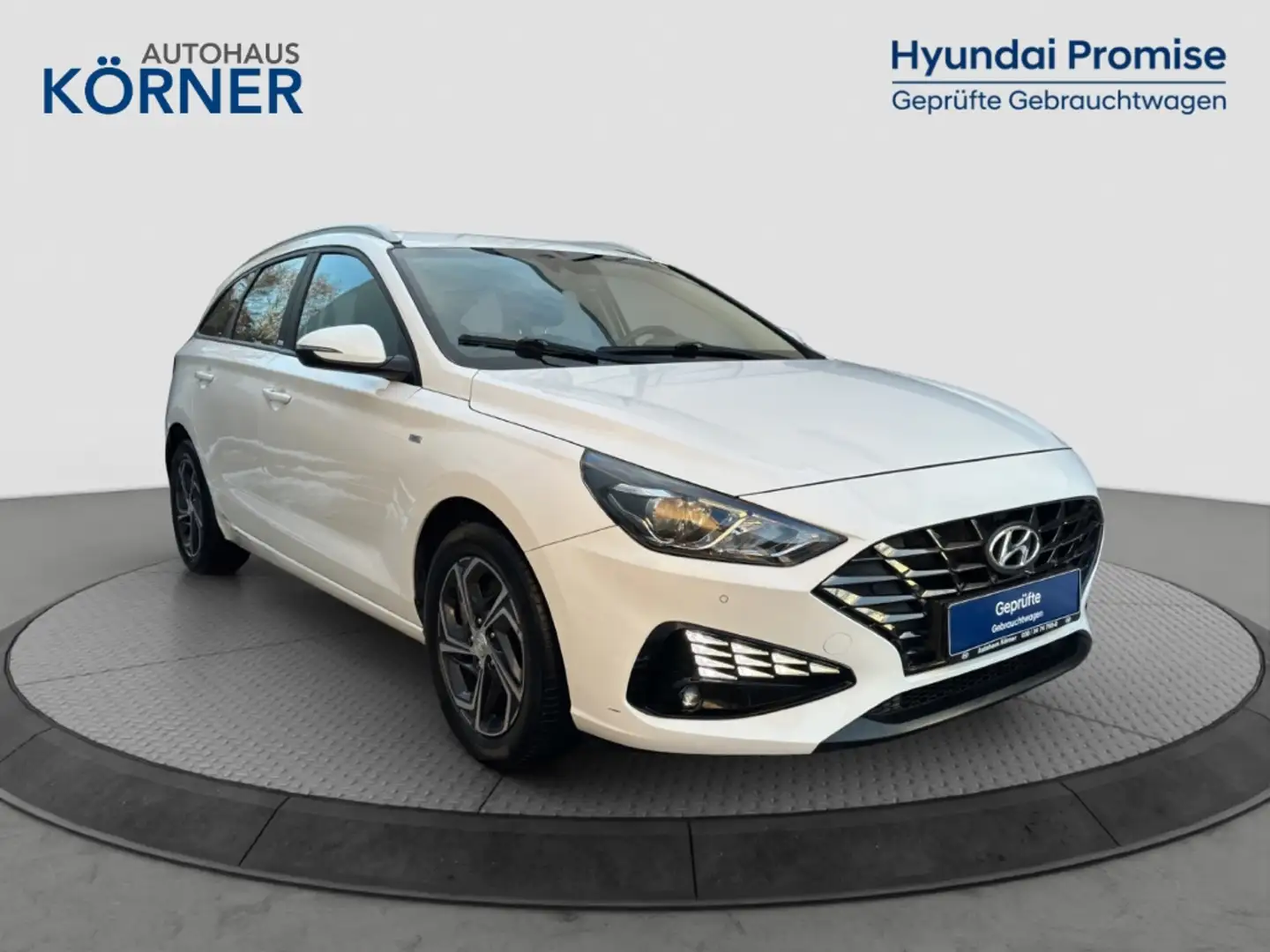 Hyundai i30 Trend 1.5 T-GDi (+48V) *SITZHZG*NAVI*CAM*LENKRADHZ White - 1