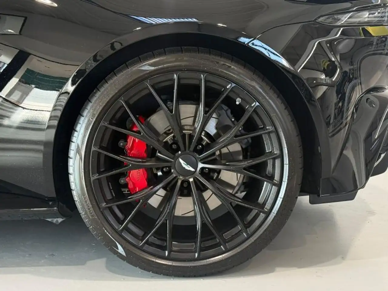 Aston Martin V8 F1 Edition, миниатюра 7