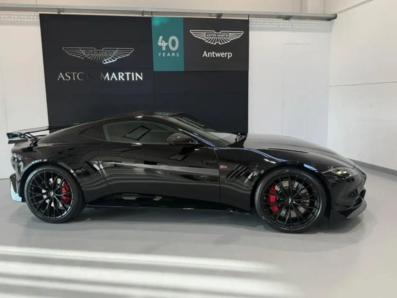 Aston Martin V8 F1 Edition, миниатюра 27