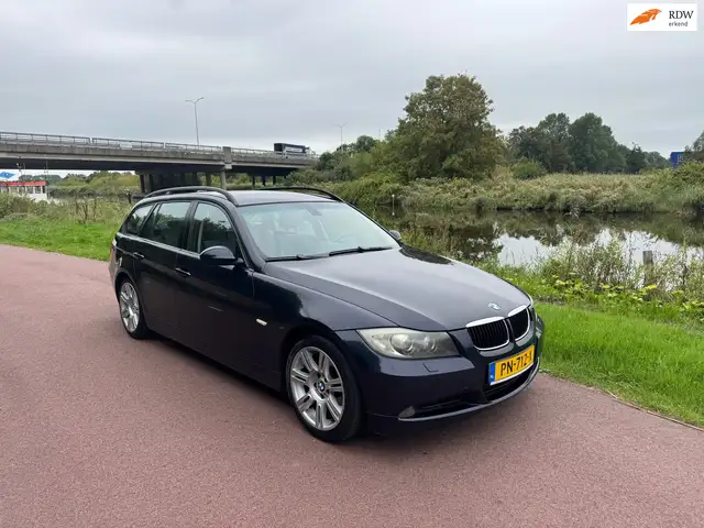 BMW 320 3-serie Touring 320i |Luxe|NW APK|