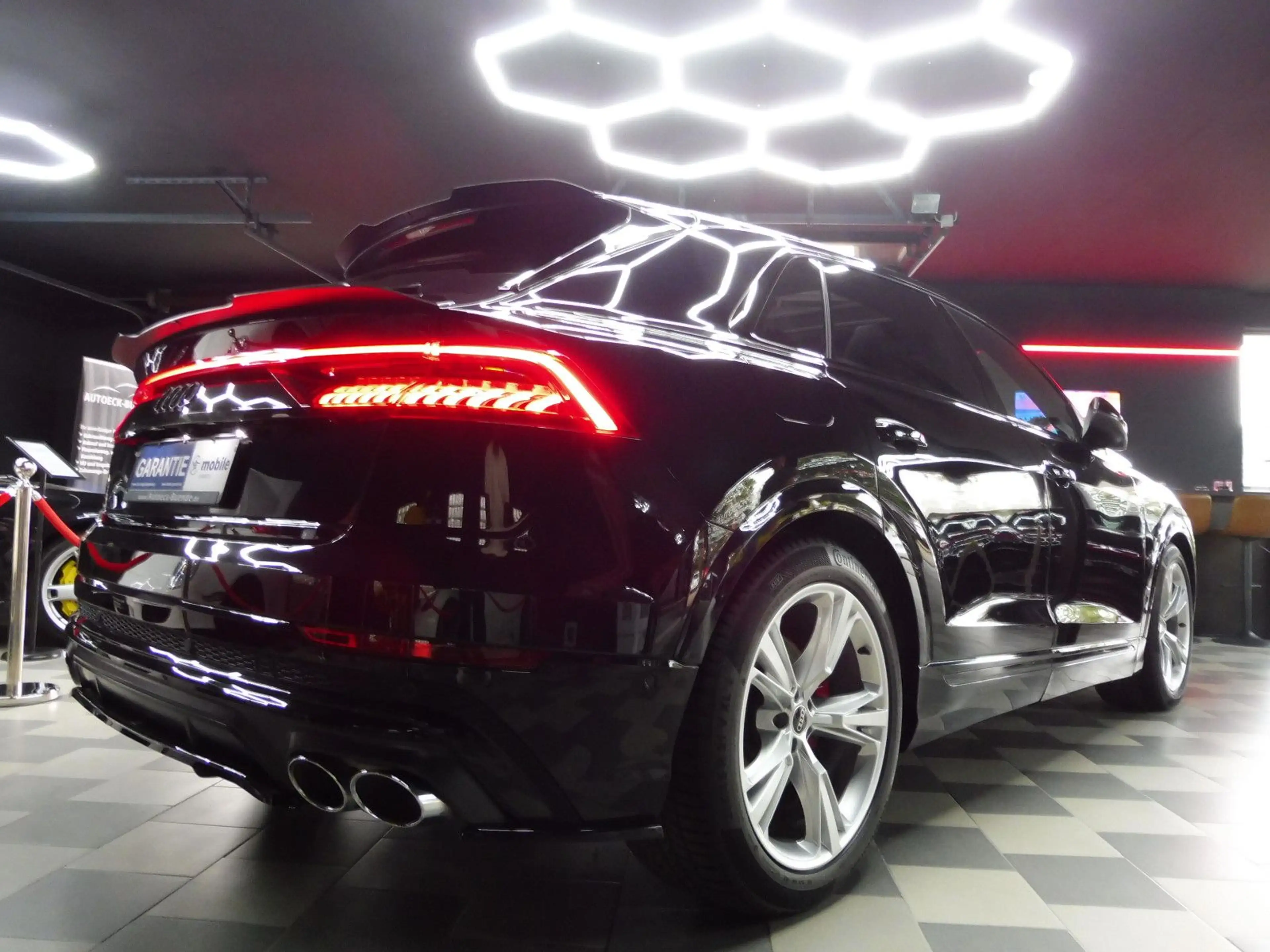 Audi SQ8 4.0 TDI quattro Pano/360° Kam/Bang & Olufsen — photo 6