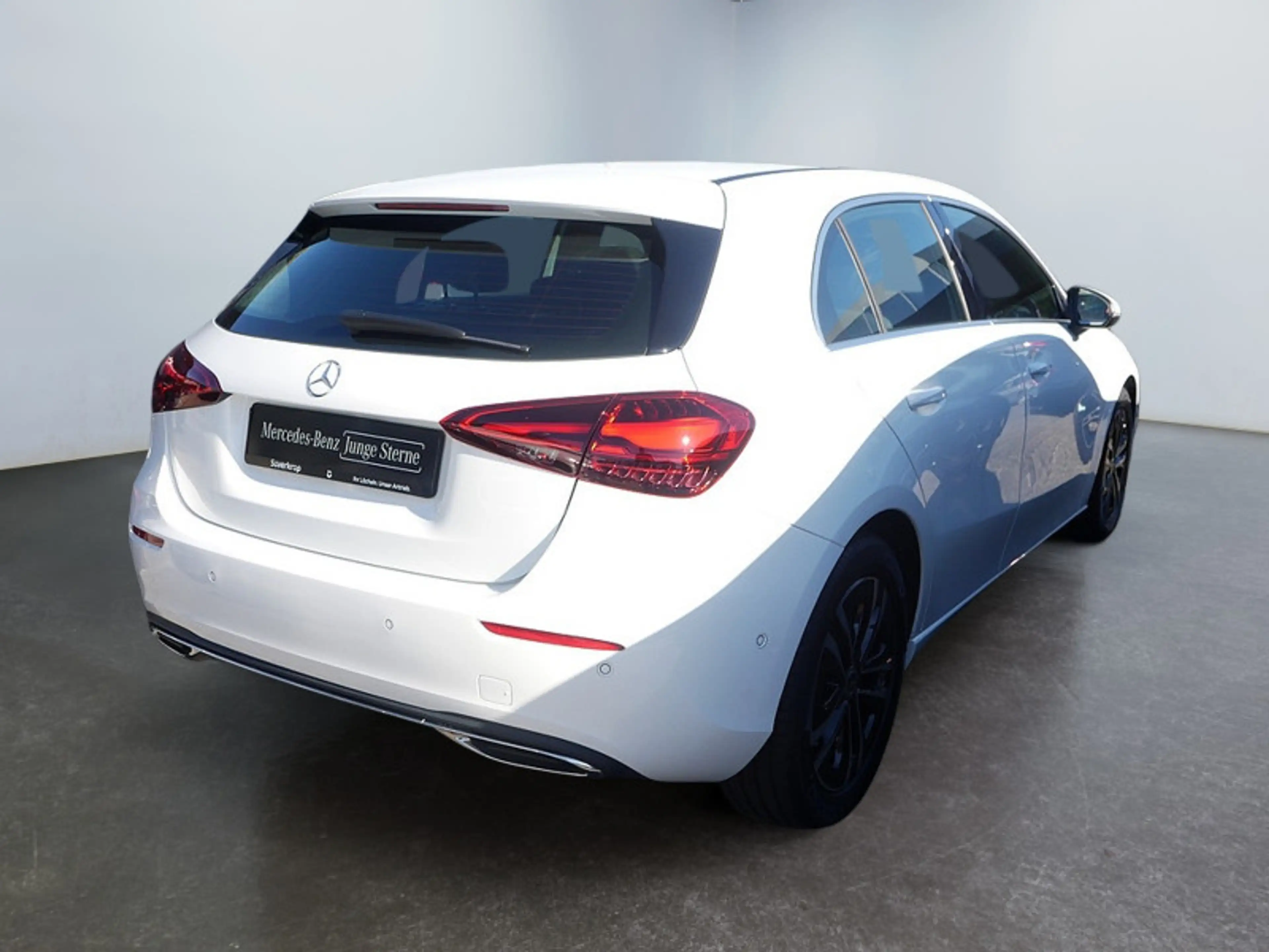 Mercedes-Benz A 200 d , Progressive Navi LED Pano Kamera PDC — photo 6