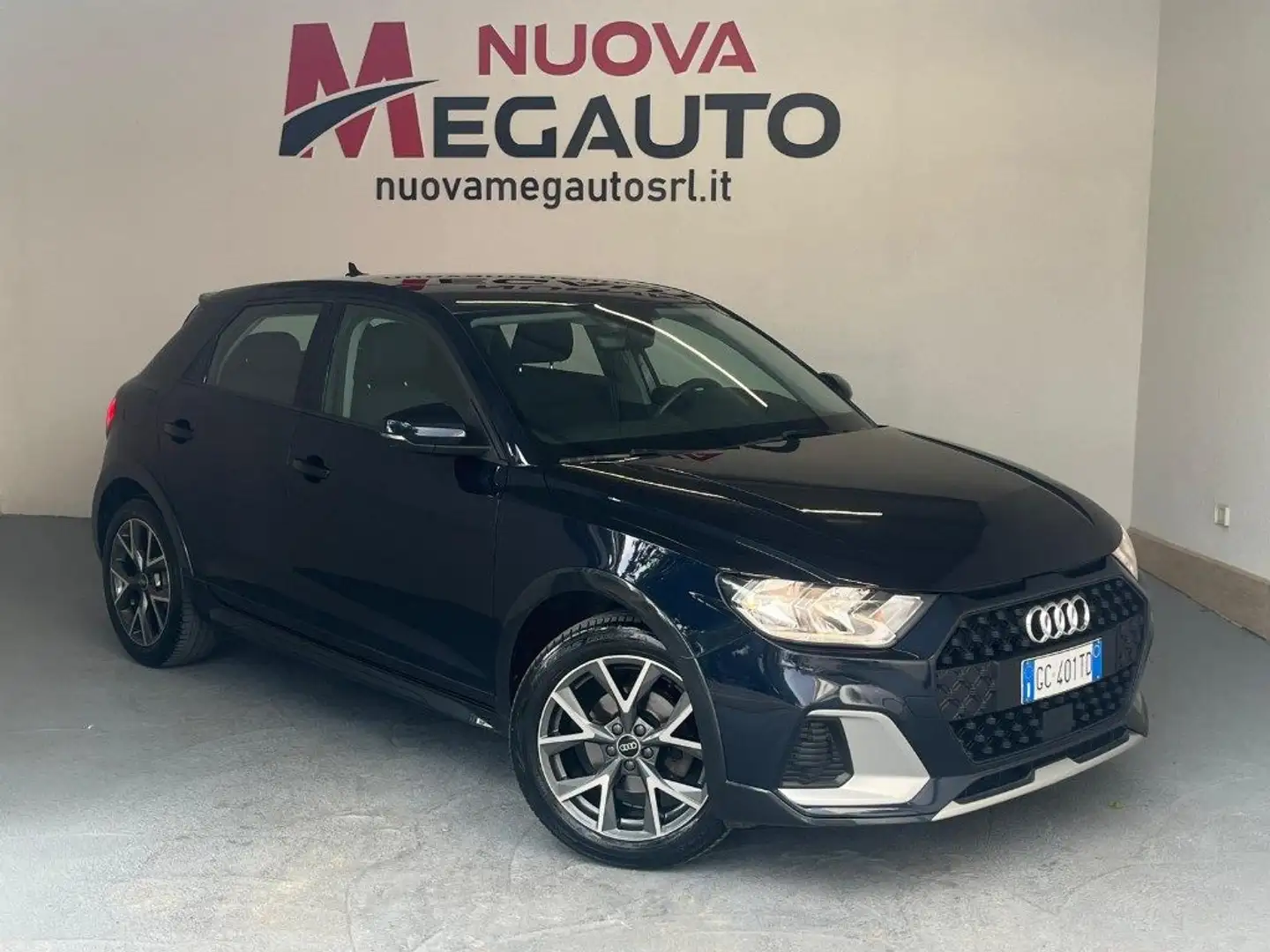 Audi A1 citycarver 30 TFSI Gris - 1