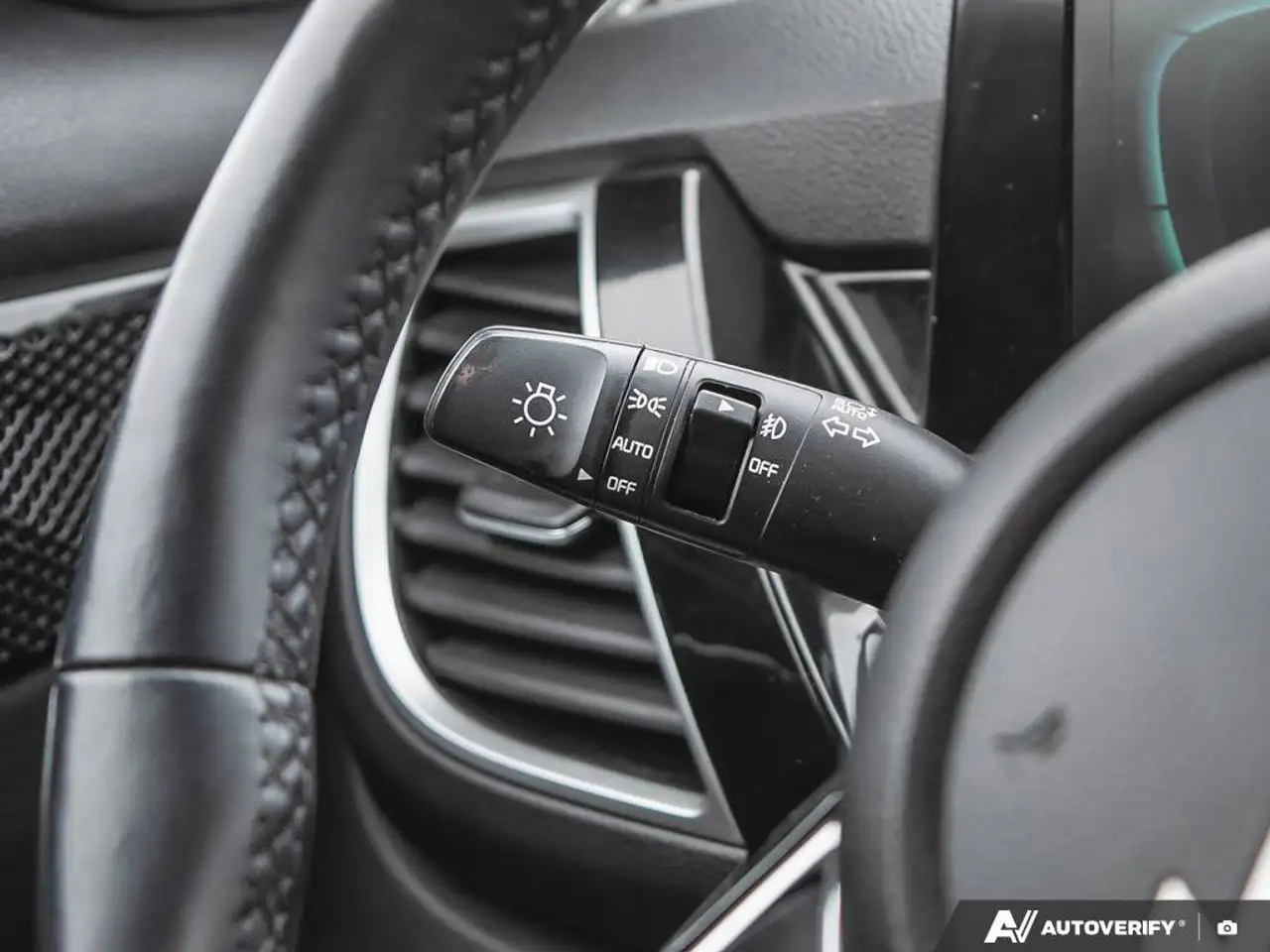 Kia Seltos снимка Kia Seltos