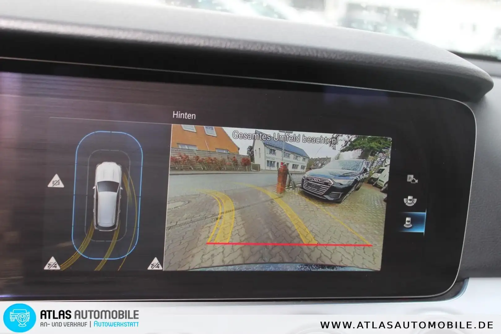 Mercedes-Benz E 300 de 4Matic Mod.2022. AVANTGARDE LED=AMBIENT Schwarz - 2