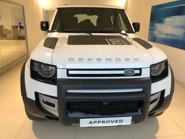 Land Rover Defender (2019) 110 3.0D I6 200 CV AWD Auto SE