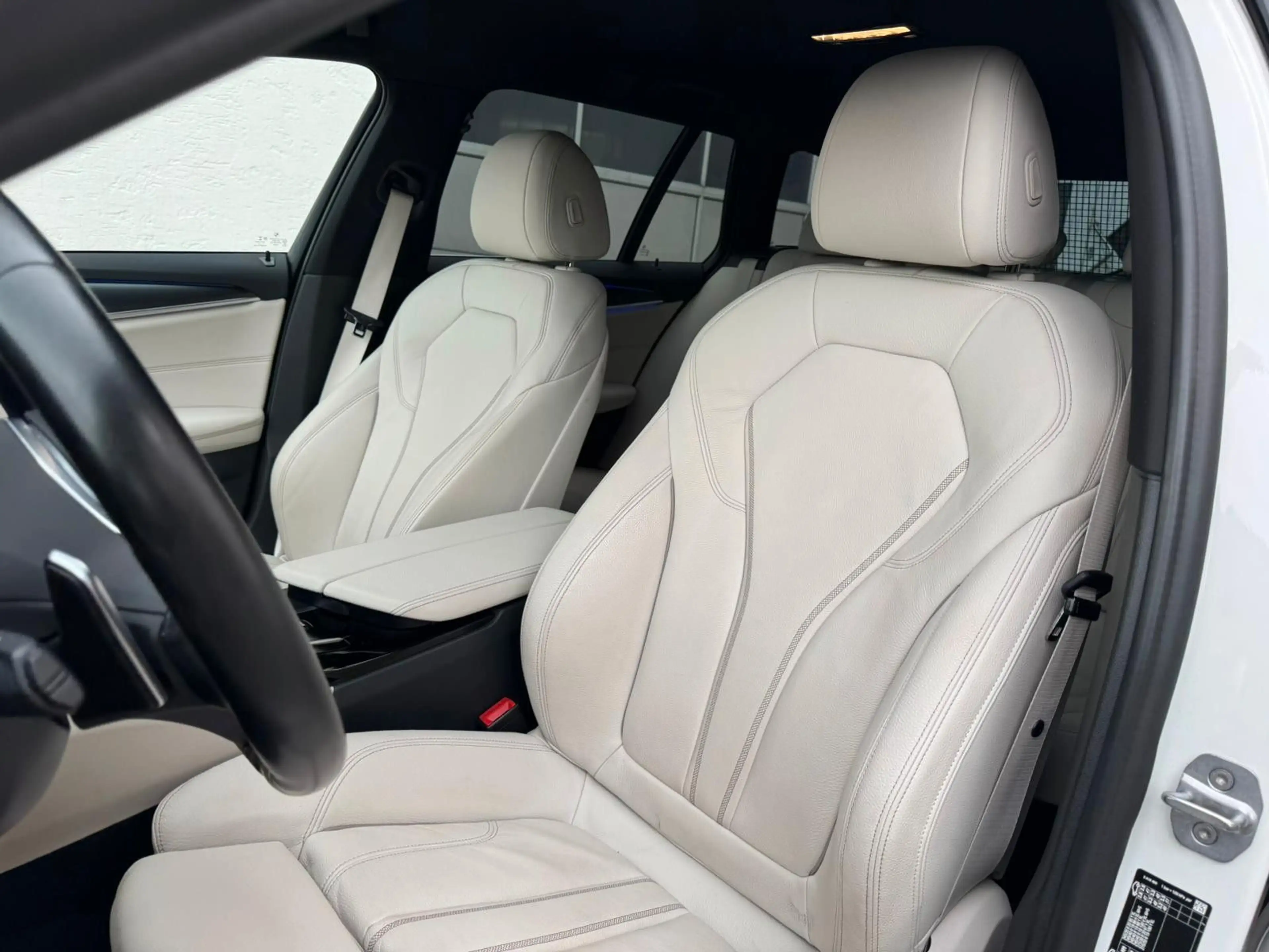 BMW 540 d xD M Sport H&K HUD LASER KAMERA AHK KEYLESS — photo 14