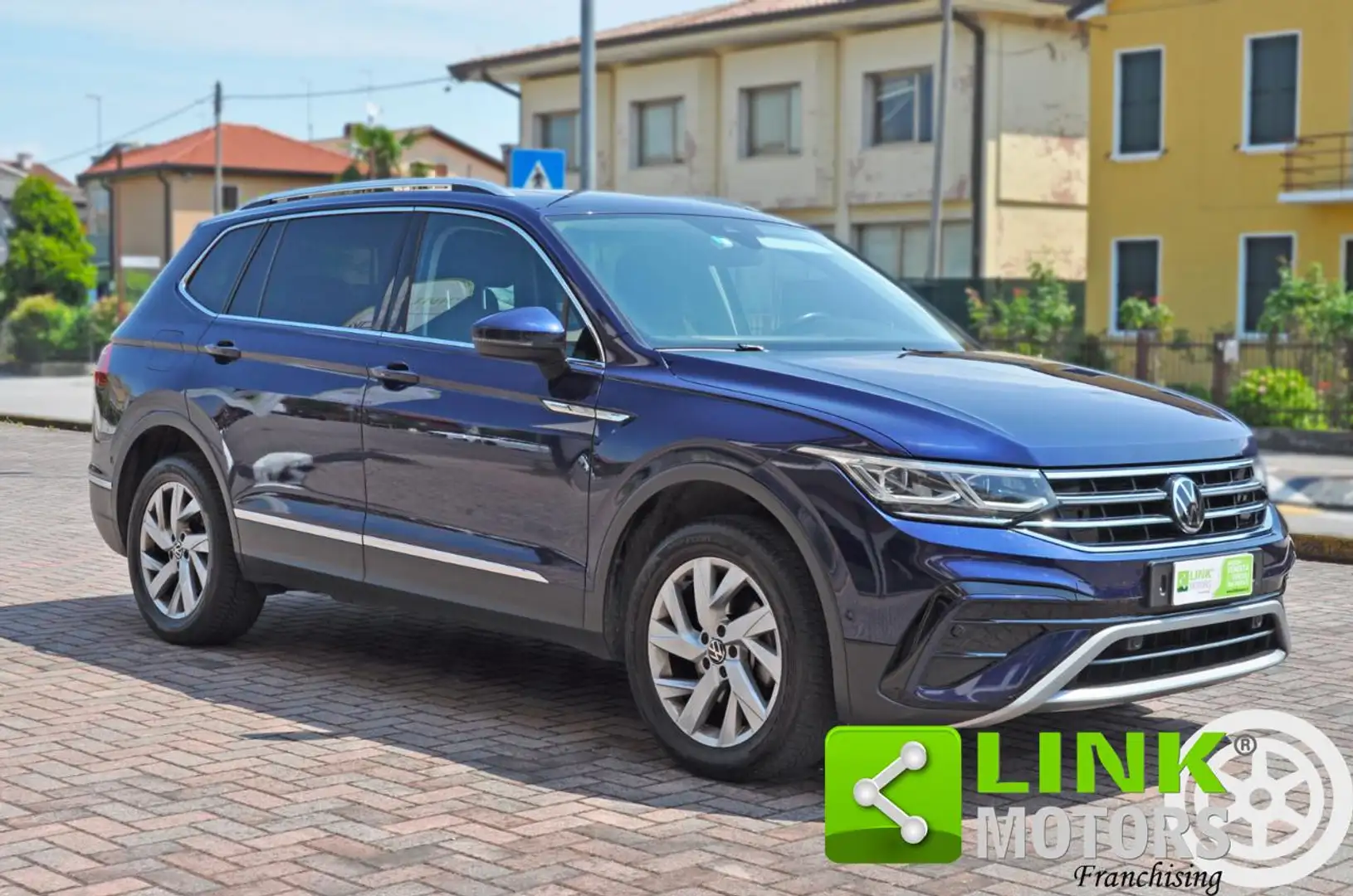 Volkswagen Tiguan Allspace 2.0 TDI SCR DSG Elegance Blu/Azzurro - 1