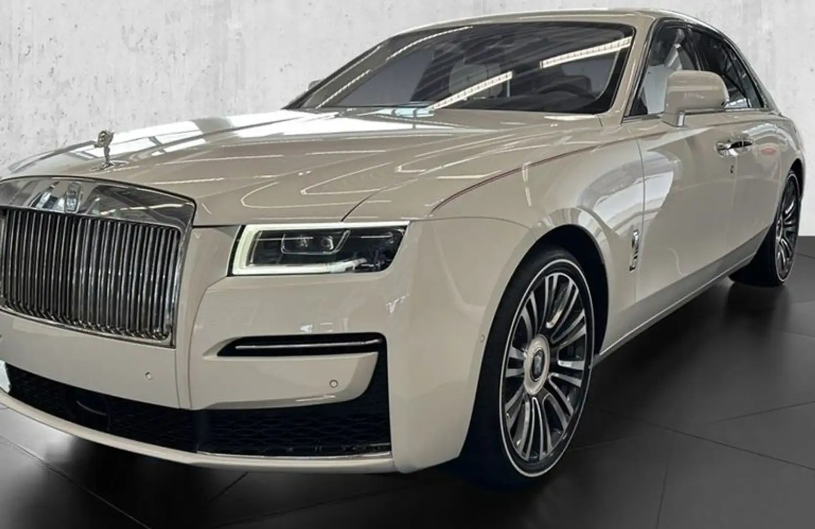 Rolls-Royce Ghost Berlina Automático de 5 Puertas Blanco - 2
