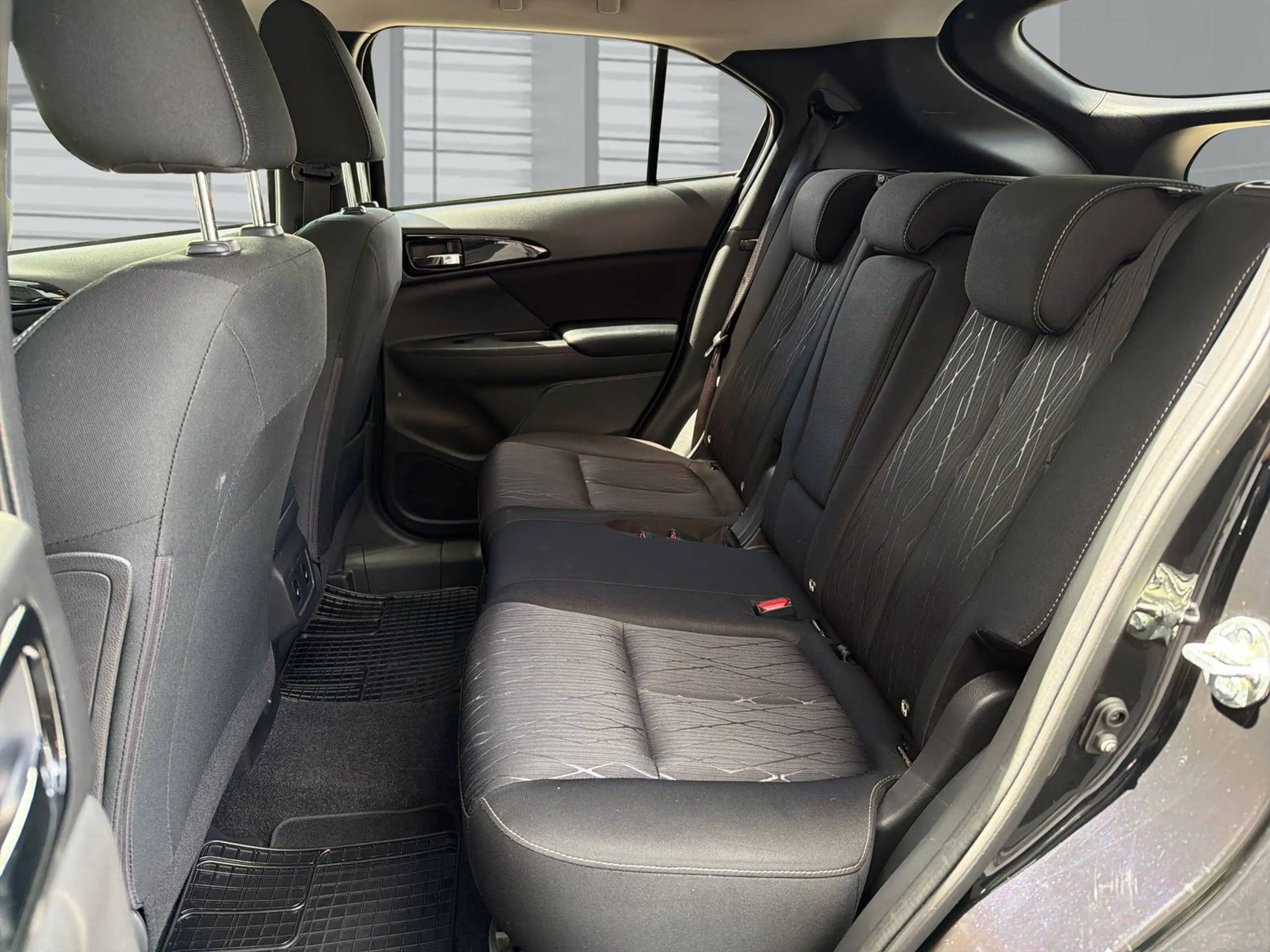 Mitsubishi Eclipse Cross 1.5T 4WD Automatik | AHK | 360° — photo 15