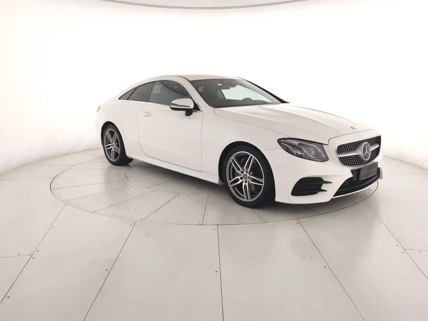 Mercedes-Benz E 220 E Coupe 220 d Premium Plus auto White - 1