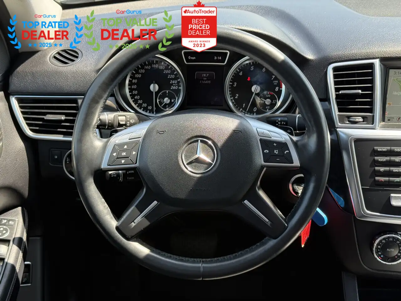 Mercedes-Benz M-Class photo Mercedes-Benz M-Class