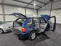 BMW X5 3.0i Executive € 4.090,- excl. btw, Youngtimer Bleu - thumbnail 38